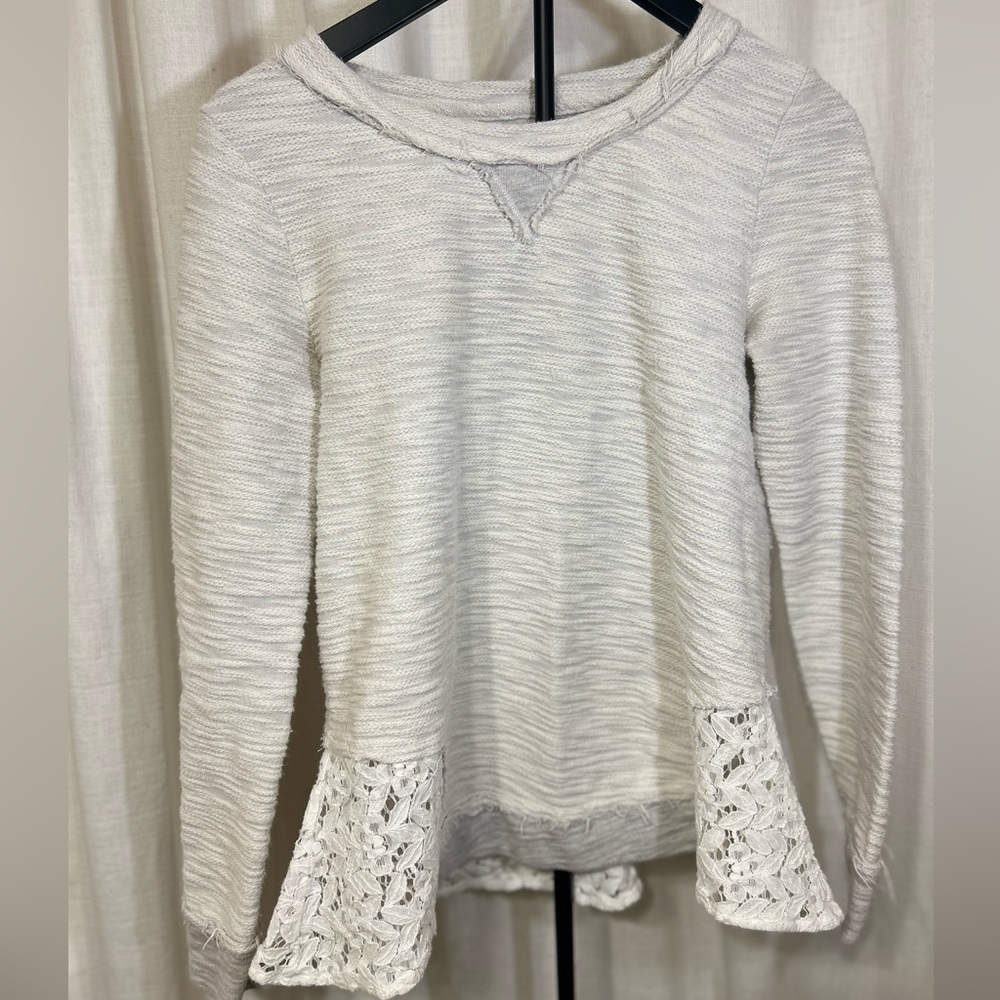 Anthropologie Heather Distressed Sweater with Lace‎ Detail. Size S